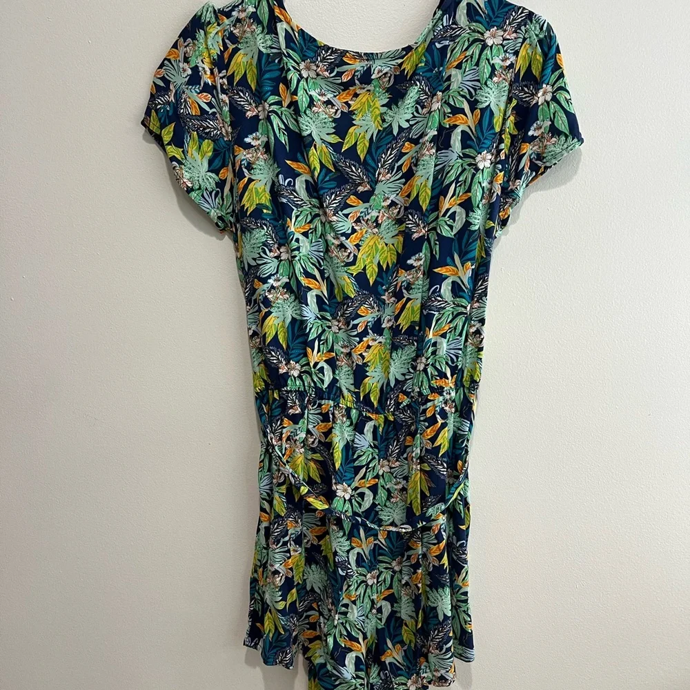 BeBop Tropical Leaf Print Romper - Picture 5 of 5